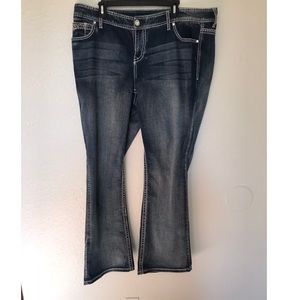 Maurices jeans